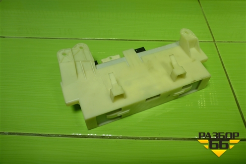 Блок электронный (управления дверью багажника) (F005V01807) для BMW X5 F15 с 2013г