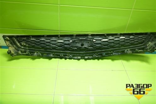 Решетка радиатора (8891165090) для Geely Tugella с 2019г