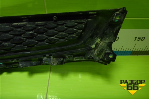 Решетка радиатора (8891165090) для Geely Tugella с 2019г