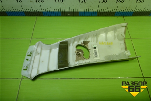 Обшивка стойки центральная верхняя правая (51437284708) для BMW X5 F15 с 2013г