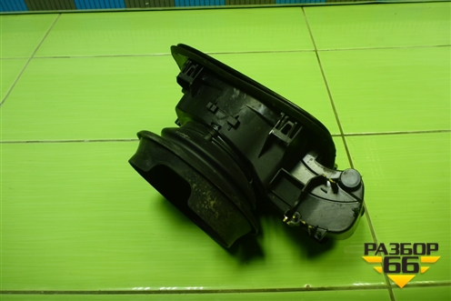 Лючок бензобака (7297904) для BMW X5 F15 с 2013г