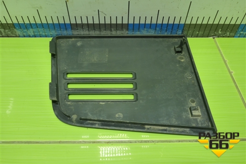 Заглушка решетки радиатора  (левая верхняя) (82266439) для Volvo TRUCK FM с 2001-2013г (ФМ)