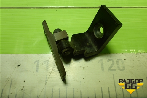 Петля двери передней правой нижняя (73225058) для BMW X5 F15 с 2013г