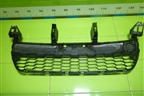 Решетка в передний бампер центральная (D651501T1) для Mazda Mazda 2 (DE) с 2007г