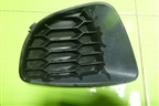 Решетка в передний бампер правая (D65150C11) для Mazda Mazda 2 (DE) с 2007г