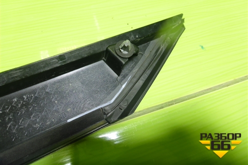 Накладка двери багажника (правая) (609001182AB) для OMODA C5 с 2022г