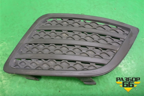 Решетка в передний бампер левая (дубликат) (FD9915901) для Ford Fiesta с 2001-2008г