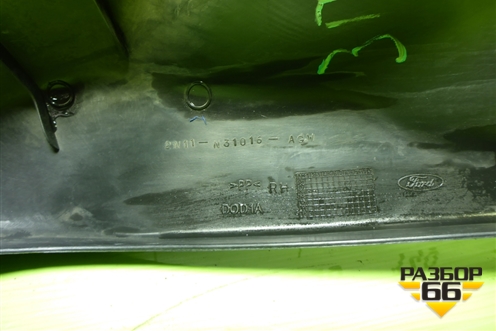 Обшивка стойки задняя нижняя правая (2N11N31016AGW) для Ford Fusion с 2002г
