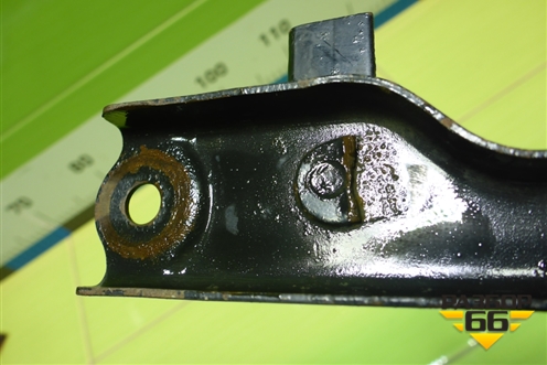 Кронштейн аккумулятора прижимная планка для Toyota Auris с 2006-2012г