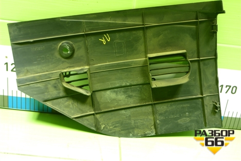 Накладка внутренняя (на консоль правая) (2S61A060A82AFW) для Ford Fusion с 2002г