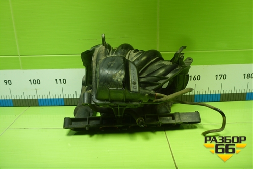 Коллектор впускной (1.4л FXJA) (2S6G9424EH) для Ford Fusion с 2002г
