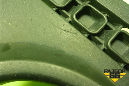 Накладка ПТФ правая (6N1115A245A) для Ford Fusion с 2002г