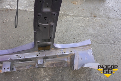 Порог со стойкой правый для Ford Fusion с 2002г