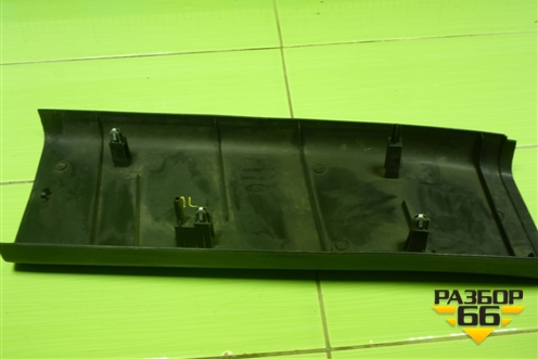 Обшивка стойки центральная нижняя левая (2N11N243W07AHW) для Ford Fusion с 2002г