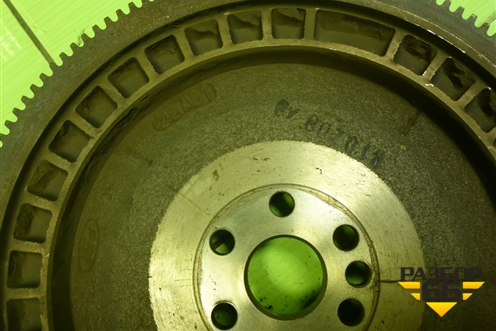 Маховик (1.4л FXJA) (96MM6375CA) для Ford Fusion с 2002г