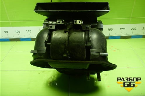 Корпус отопителя (2N1H18478AT) для Ford Fusion с 2002г