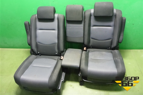 Сиденья комплект (AIR BAG подогрев) для Mazda Mazda 5 с 2005-2010г