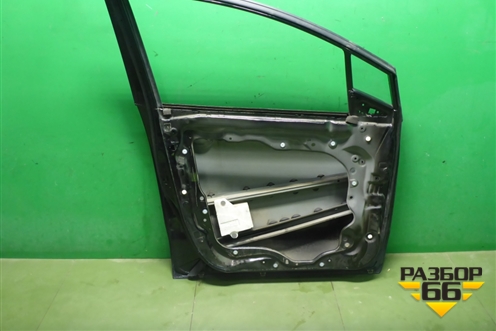 Дверь передняя левая для Mazda Mazda 5 с 2005-2010г