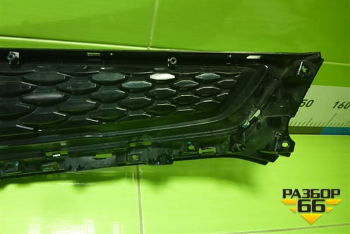 Решетка радиатора (8891165090) для Geely Tugella с 2019г