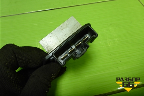 Резистор отопителя (4993002110) для Mitsubishi Pajero/Montero с 2007г