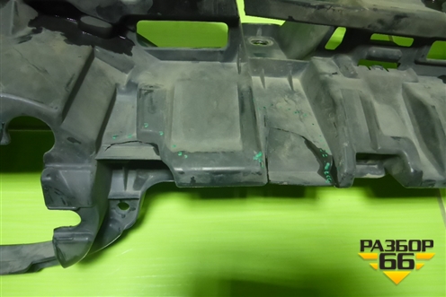 Кронштейн переднего бампера центральный (5311542010) для Toyota Rav-4 с 2018г