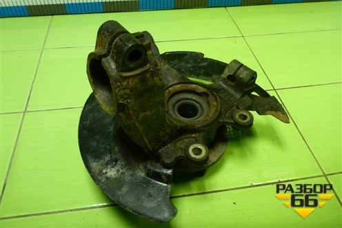 Кулак поворотный передний правый для Mazda Mazda 5 с 2005-2010г