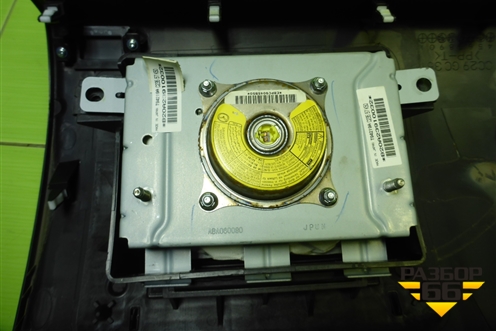 Подушка безопасности пассажирская в торпедо (C23557K50) для Mazda Mazda 5 с 2005-2010г