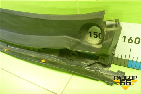 Решетка стеклоочистителей левая (CC29507S1) для Mazda Mazda 5 с 2005-2010г