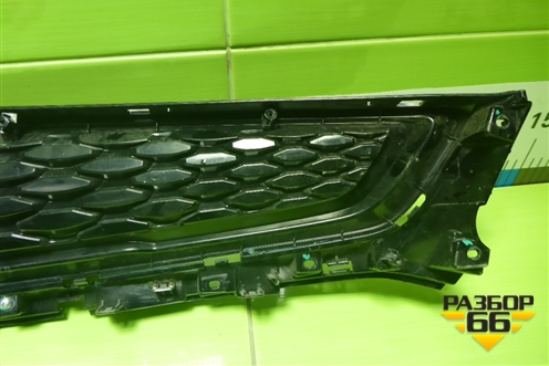 Решетка радиатора (8891165090) для Geely Tugella с 2019г