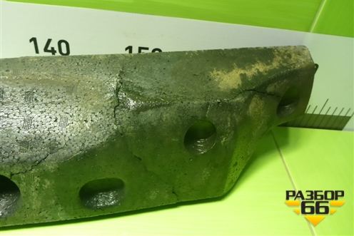 Наполнитель переднего бампера (после 2012г до 2015г) (5261160090) для Toyota Land Cruiser (200) с 2008г