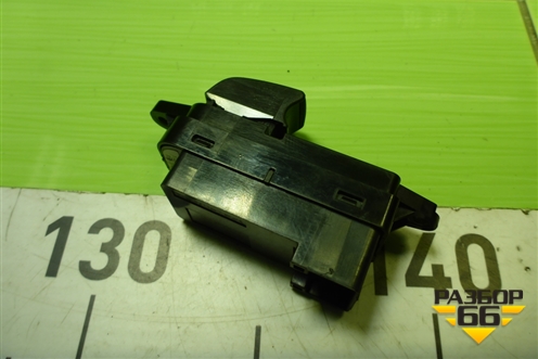 Кнопка стеклоподъёмника (CC3366370A) для Mazda Mazda 5 с 2005-2010г