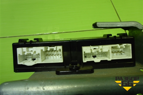 Блок комфорта (CD3467560C) для Mazda Mazda 5 с 2005-2010г