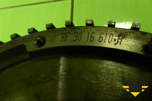 Маховик (2.0л  RF7J МКПП) (RF3016610A) для Mazda Mazda 5 с 2005-2010г