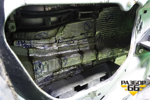 Дверь передняя левая (5ти дверный кузов) для Peugeot 307 с 2001-2007г