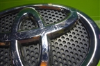 Эмблема передняя (7531242081) для Toyota Rav-4 с 2012-2019г