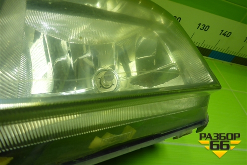 Фара левая (галоген) (1547725) для Ford Fusion с 2002г
