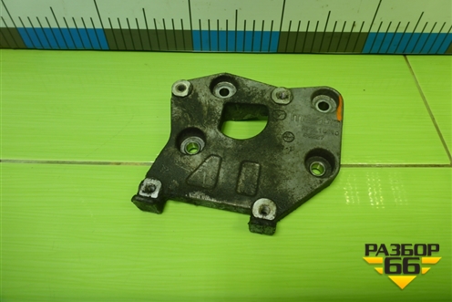 Кронштейн компрессора кондиционера (2.0л RF) (RF7L15810) для Mazda Mazda 5 с 2005-2010г