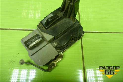 Замок двери передней правой для Peugeot 307 с 2001-2007г