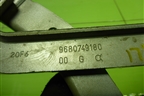 Петля капота левая (9680749180) для Peugeot 307 с 2001-2007г