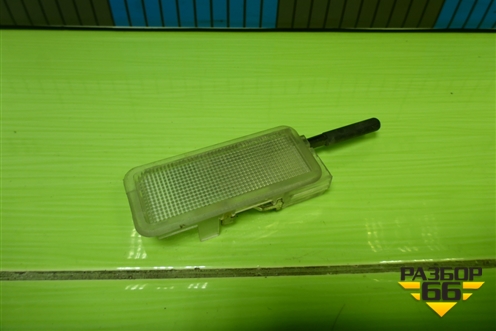 Фонарь подсветки багажника для Peugeot 307 с 2001-2007г