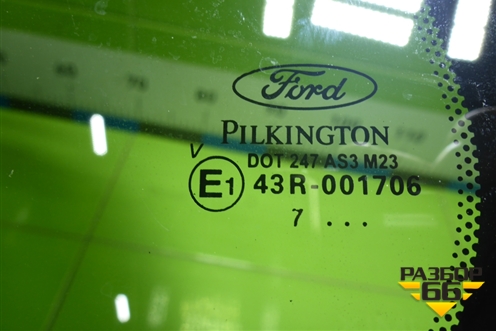 Стекло глухое левое для Ford Fusion с 2002г