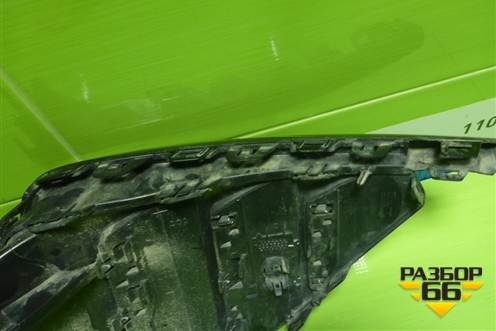 Накладка переднего бампера левая (8891543890) для Geely Tugella с 2019г