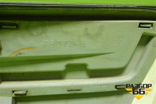 Накладка двери задней правой (после 2012г) (7507560120) для Toyota Land Cruiser (200) с 2008г