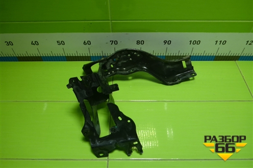 Кронштейн фары правой (51647375326) для BMW 7-серия G11/G12 с 2015г
