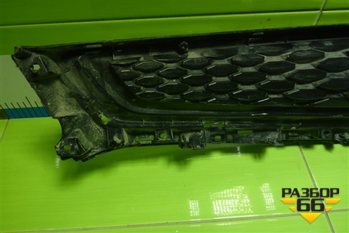 Решетка радиатора (8891165090) для Geely Tugella с 2019г