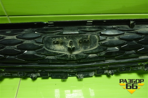 Решетка радиатора (8891165090) для Geely Tugella с 2019г