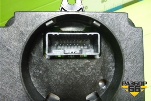 Блок управления фарой LED (новый) (8105633E11) для Toyota Camry V70 с 2017г
