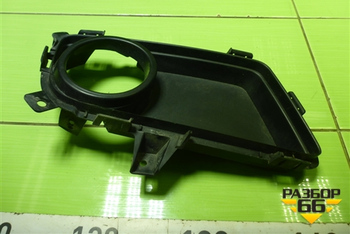 Накладка ПТФ правая (СС3150С11) для Mazda Mazda 5 с 2005-2010г