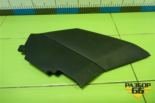 Накладка внутренняя (на консоль правая) (CC2964231) для Mazda Mazda 5 с 2005-2010г