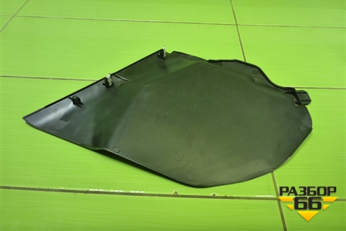 Накладка внутренняя (на консоль левая) (СС2964241) для Mazda Mazda 5 с 2005-2010г